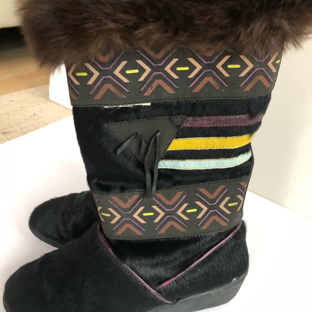 Technica mink topped apres ski boots 7 1/2